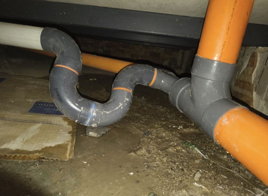 Instalación de tubería PVC limpia